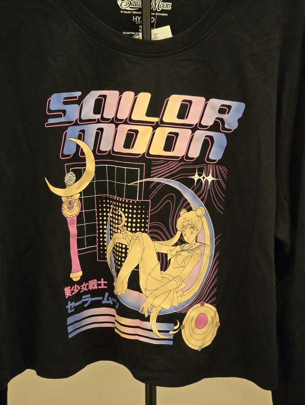 Pretty Guardian Sailor Moon Longsleeved Crop shirt - Size 3X -Juniors -Hot Topic - Picture 4 of 9